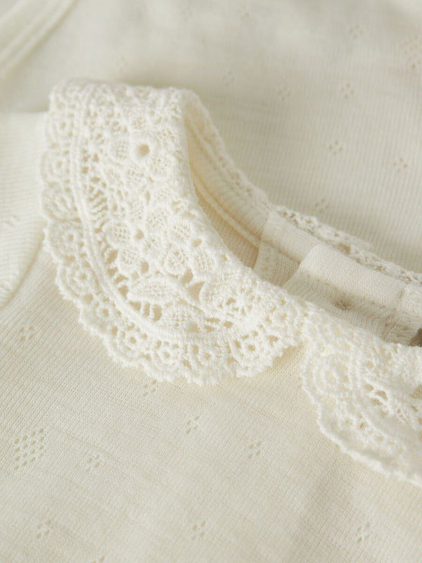 NAME IT BODY pura lana merino con colletto pizzo snow white