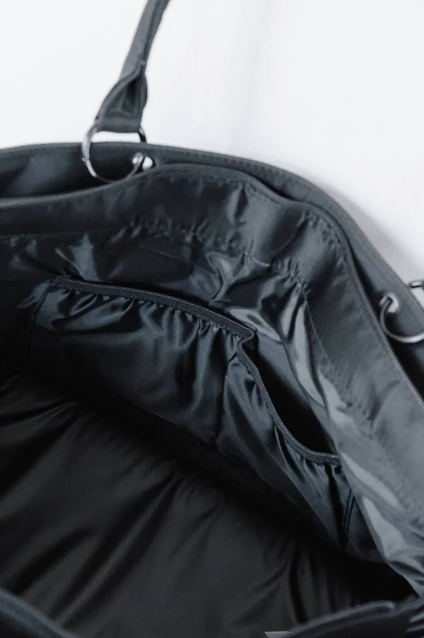 BAMBOOM Tote Bag in recycled Textile - Shoulder strap - zip closure + extra snap hook closure - 35 x 53 x 25cm