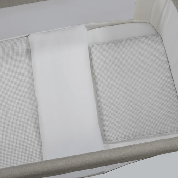 PASITO A PASITO PIUMINO PER CULLA + LENZUOLO CON ANGOLI + CUSCINO 90X50 CM LITTLE BLOOM VICHY GRIGIO TOG 2,5