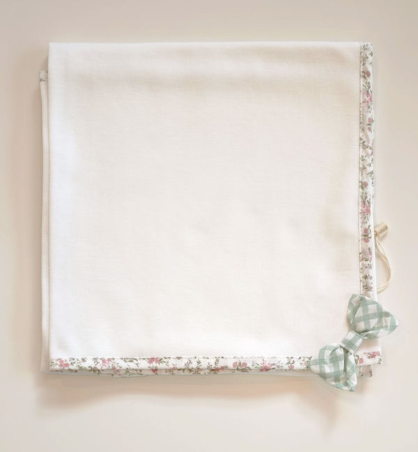 BABYGI QUADRATO JERSEY 67X67CM BIANCO BORDO FIORI CON FIOCCHETTO VICHY MENTA PI100G