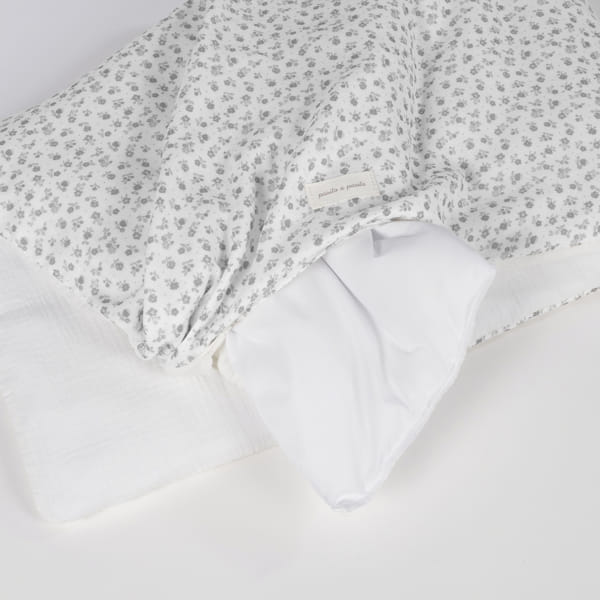 PASITO A PASITO PIUMINO PER CULLA + LENZUOLO CON ANGOLI + CUSCINO 90X50 CM LITTLE BLOOM FIORI GRIGIO TOG 2,5